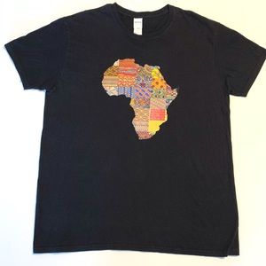 Africa Continent XL graphic shirt.